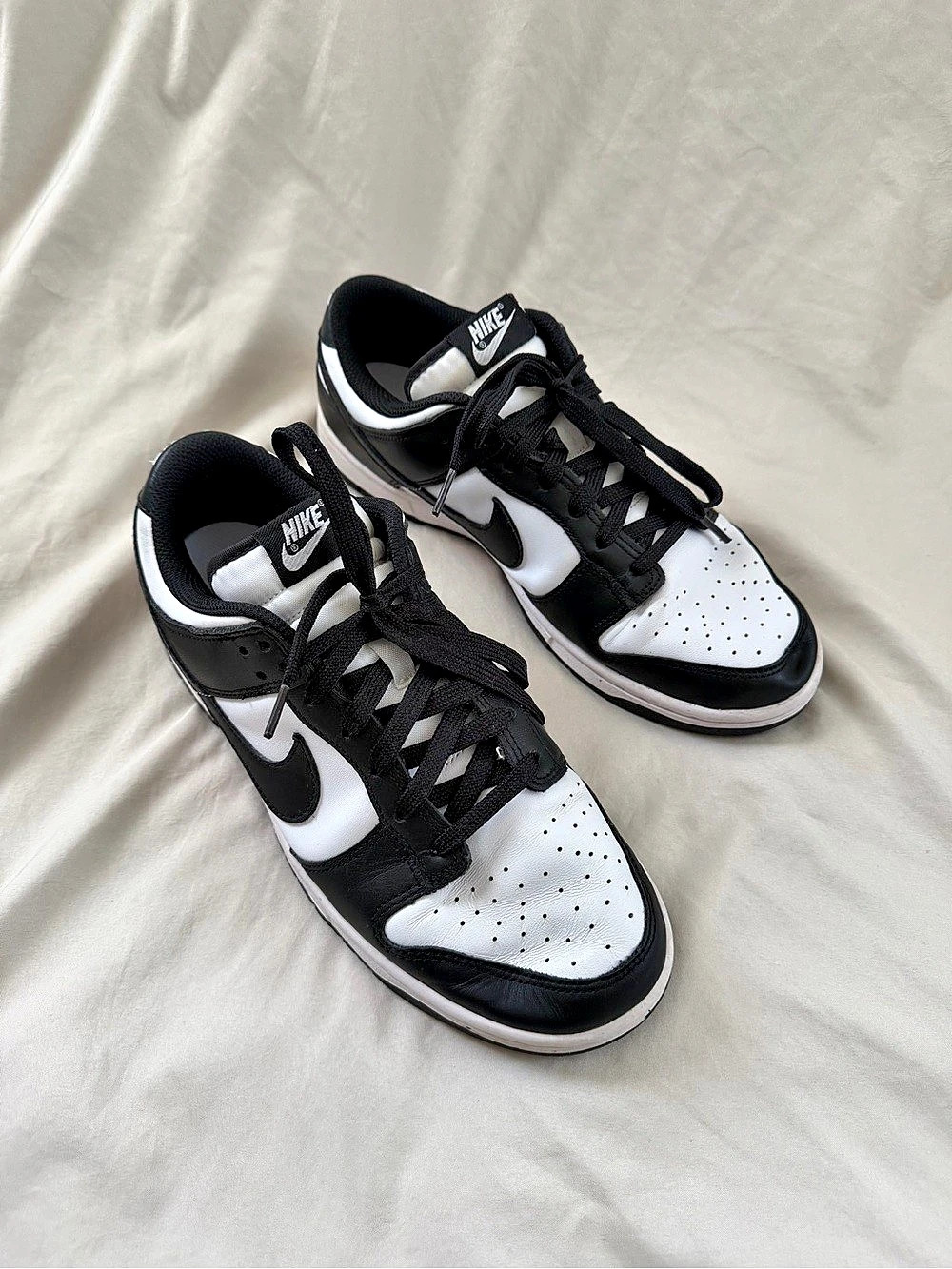 Nike Dunk Low Sneakers in Black & White Like New Women’s